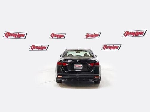 Black 2025 Nissan Altima SV