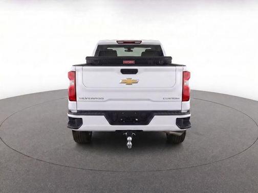 Summit White 2024 Chevrolet Silverado 1500 Custom