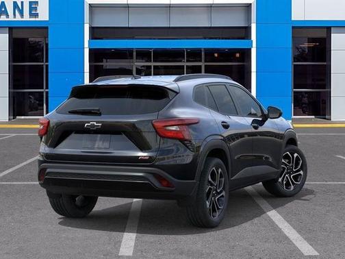 Mosaic Black Metallic 2026 Chevrolet Trax 2RS