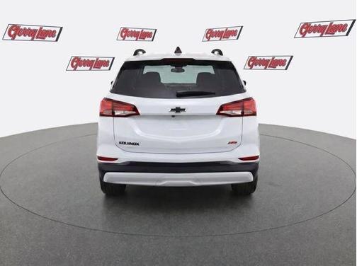 Iridescent Pearl Tricoat 2024 Chevrolet Equinox RS