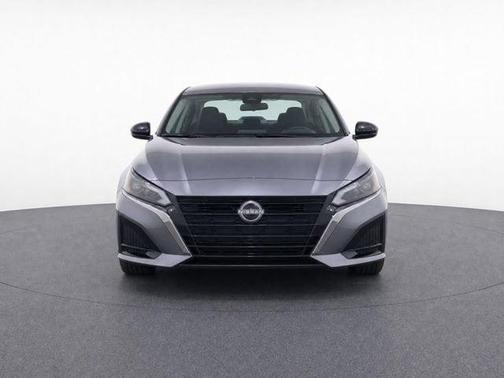 Gun Metallic 2025 Nissan Altima SV