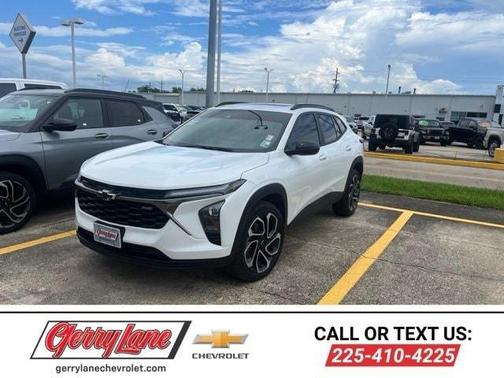 Summit White 2025 Chevrolet Trax 2RS
