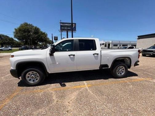 Summit White 2026 Chevrolet Silverado 3500 WT