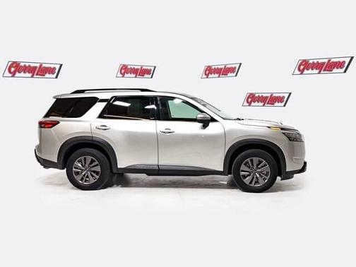 Silver 2025 Nissan Pathfinder SV