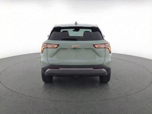 Green 2025 Chevrolet Equinox LT