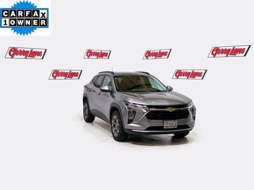 Sterling Gray Metallic 2025 Chevrolet Trax LT