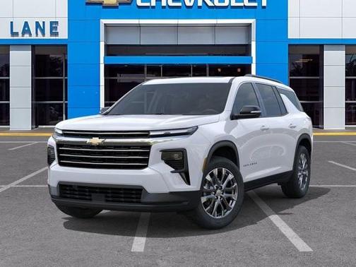 Summit White 2026 Chevrolet Traverse LT