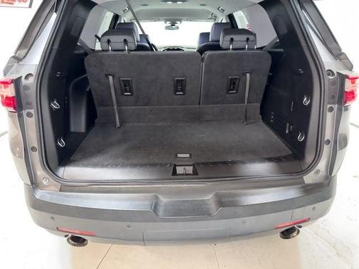 Satin Steel 2020 Chevrolet Traverse LT Leather