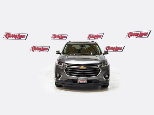Satin Steel Metallic 2020 Chevrolet Traverse LT Leather