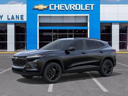 Mosaic Black Metallic 2026 Chevrolet Trax LT