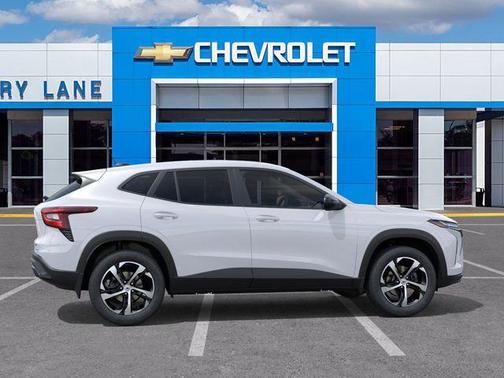 Summit White 2026 Chevrolet Trax 1RS