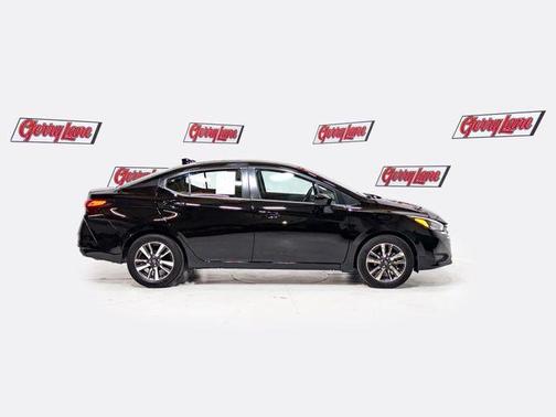 Black 2025 Nissan Versa 1.6 SV