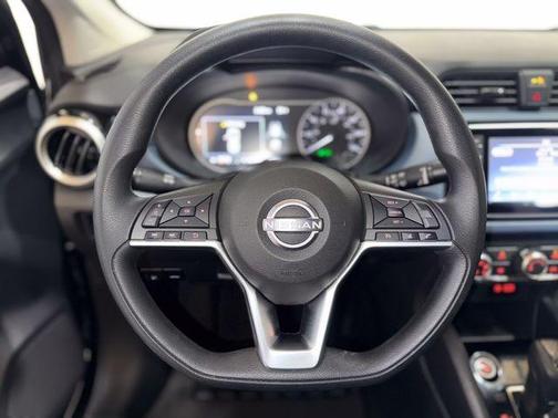 Black 2025 Nissan Versa 1.6 SV