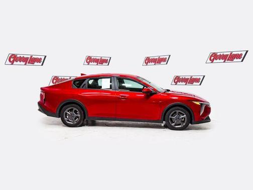 Currant Red 2025 Kia K4