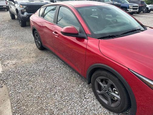 Currant Red 2025 Kia K4