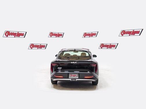 Aurora Black Pearl 2025 Kia K4