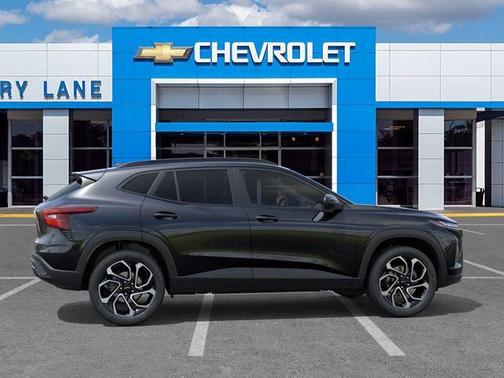 Mosaic Black Metallic 2026 Chevrolet Trax 2RS