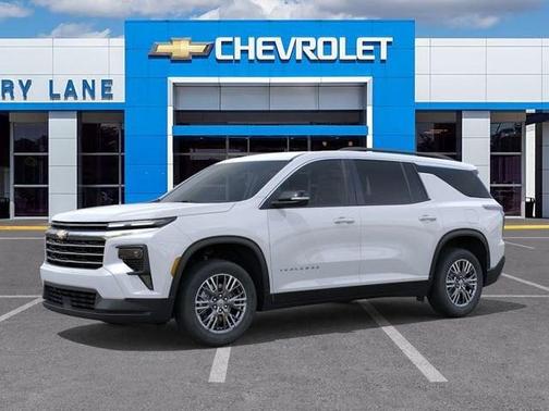 Polar White 2026 Chevrolet Traverse LT