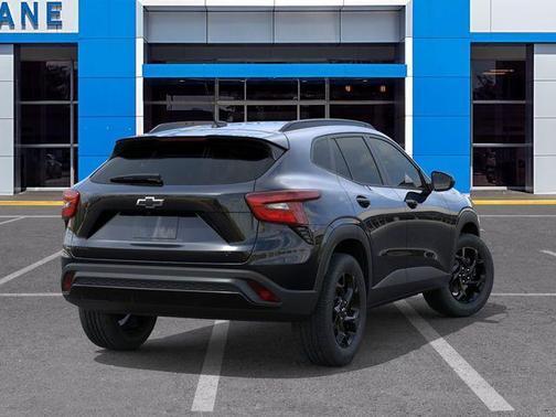 Mosaic Black Metallic 2026 Chevrolet Trax LT