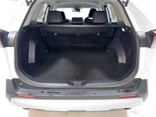 Ice 2024 Toyota RAV4 Adventure