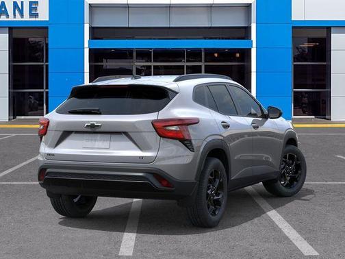 Sterling Gray Metallic 2026 Chevrolet Trax LT