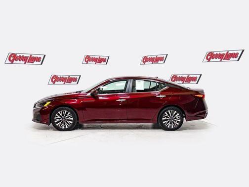 Maroon 2025 Nissan Altima SV
