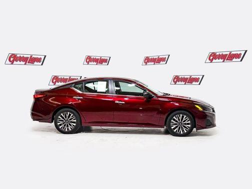 Maroon 2025 Nissan Altima SV