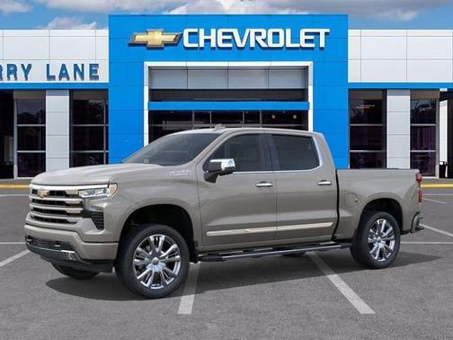 White Sand 2026 Chevrolet Silverado 1500 High Country
