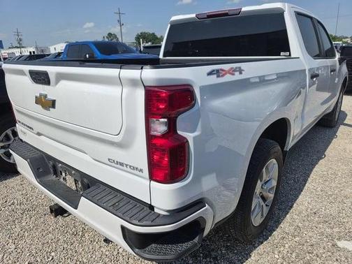 Summit White 2024 Chevrolet Silverado 1500 Custom