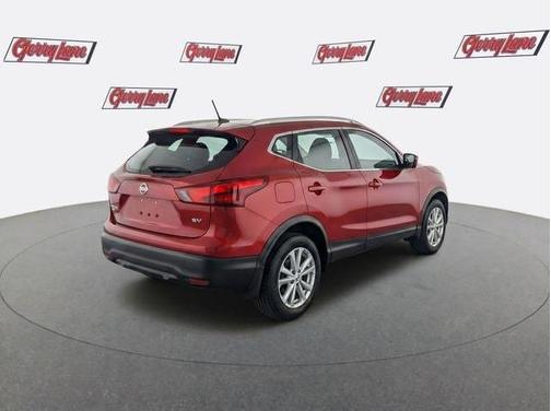 Palatial Ruby 2018 Nissan Rogue Sport SV