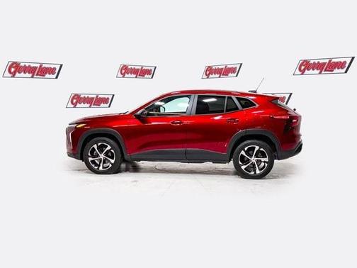Crimson 2024 Chevrolet Trax 1RS