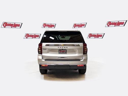Iridescent Pearl Tricoat 2022 Chevrolet Tahoe LT