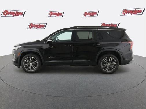 Mosaic Black Metallic 2025 Chevrolet Traverse LT