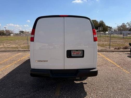 Summit White 2024 Chevrolet Express 2500 Work Van