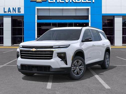 Summit White 2026 Chevrolet Traverse LT