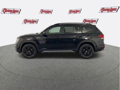 Deep Black Pearl Effect 2025 Volkswagen Atlas 2.0T Peak Edition