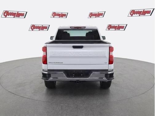 Summit White 2022 Chevrolet Silverado 1500 LT