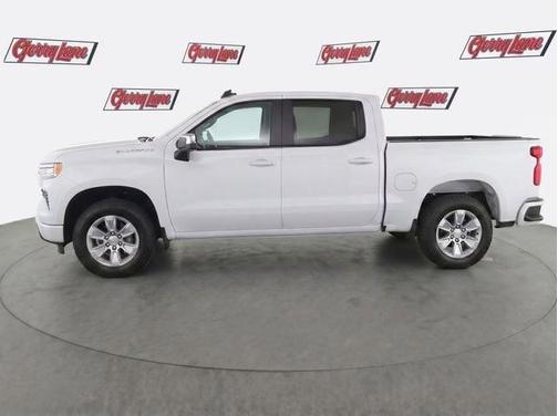 Summit White 2022 Chevrolet Silverado 1500 LT