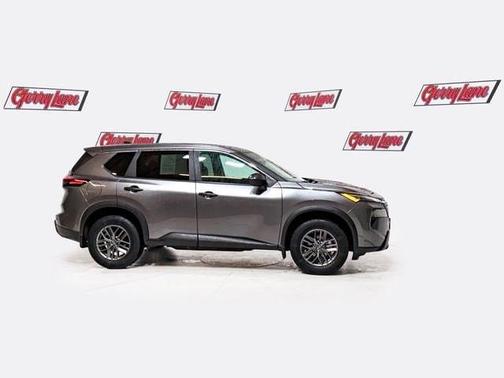Gun Metallic 2024 Nissan Rogue S