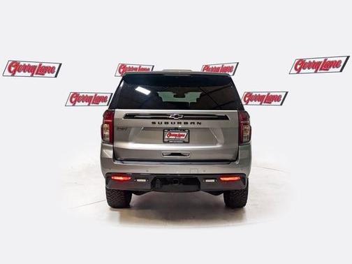 Sterling Gray Metallic 2023 Chevrolet Suburban Z71