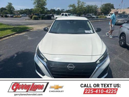 White 2025 Nissan Altima SV