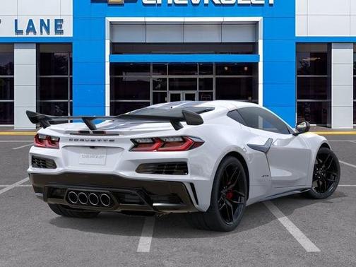Arctic White 2026 Chevrolet Corvette Z06