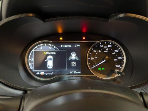 Gun Metallic 2025 Nissan Versa 1.6 SV