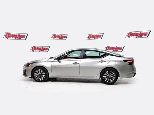 Brilliant Silver 2025 Nissan Altima SV