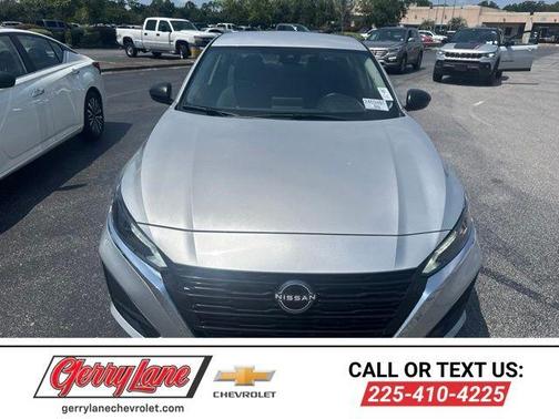 Brilliant Silver 2025 Nissan Altima SV