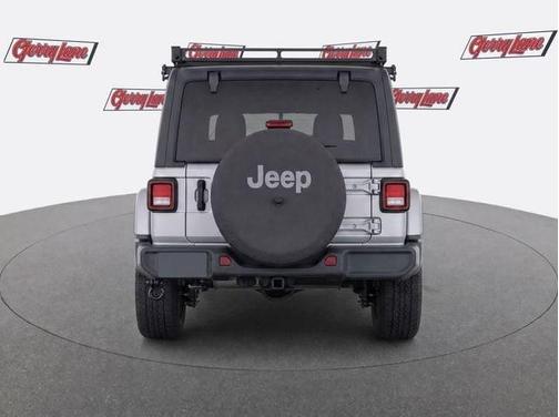 Silver 2019 Jeep Wrangler Unlimited Sahara
