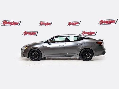 Gun Metallic 2023 Nissan Maxima SR