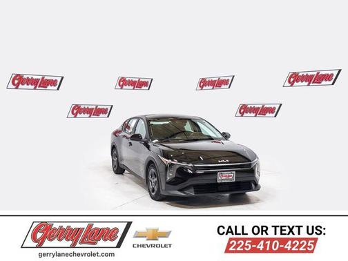 Aurora Black Pearl 2025 Kia K4