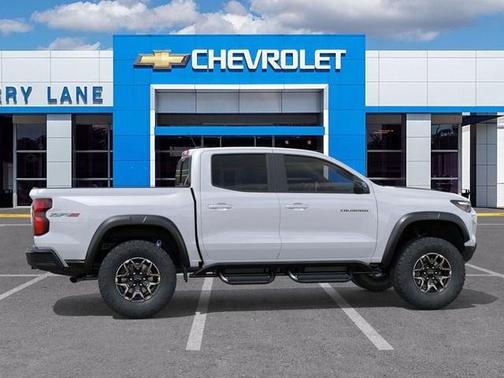 Summit White 2026 Chevrolet Colorado ZR2
