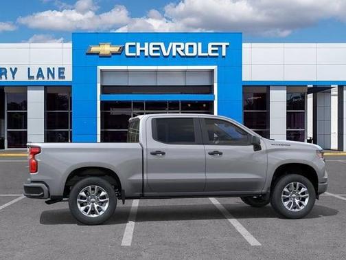 Sterling Gray Metallic 2026 Chevrolet Silverado 1500 Custom